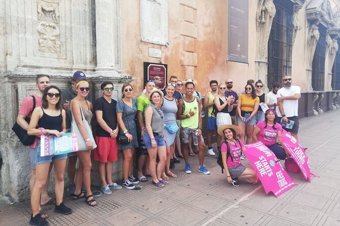 Walking Tour Across the Historic Center in Merida - Key Points