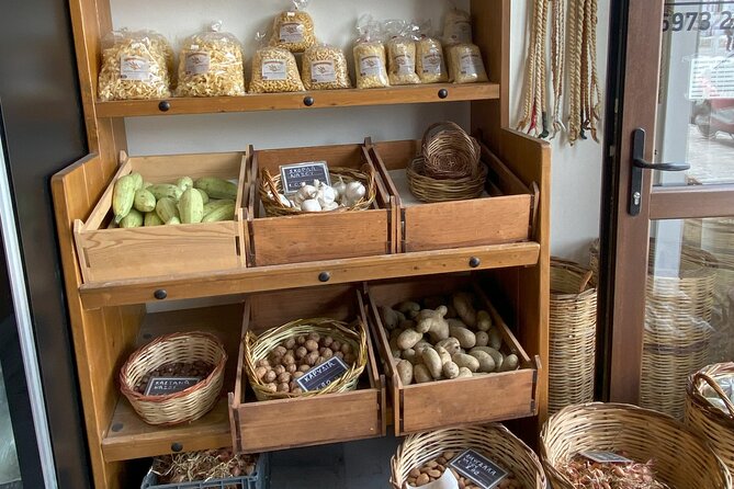 Walking Tour and Cooking Class on Naxos with Local Market Visit - Explore Naxos with an Authentic Walking Tour and Cooking Experience