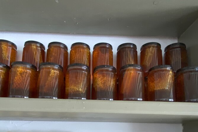 Walking Tour and Cooking Class on Naxos with Local Market Visit - Logistics, Accessibility, and Practical Tips