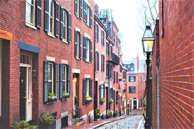 Walking Tour Downtown Freedom Trail + Beacon Hill & Copley Square - The Role of the Professional Guide