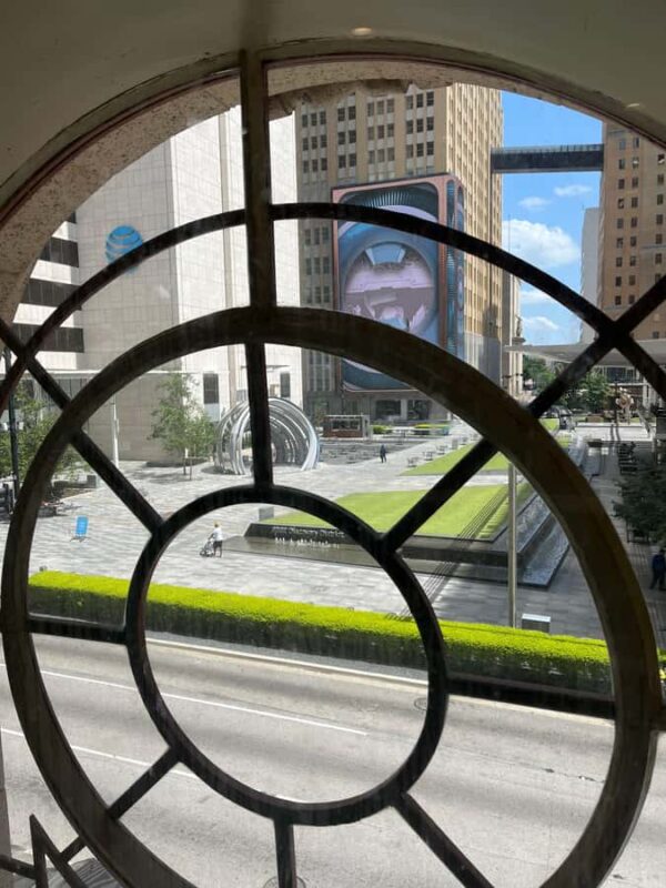 Walking tour, Historic Downtown Dallas at night; Stories and legends - Union Station’s Ghostly Encounters