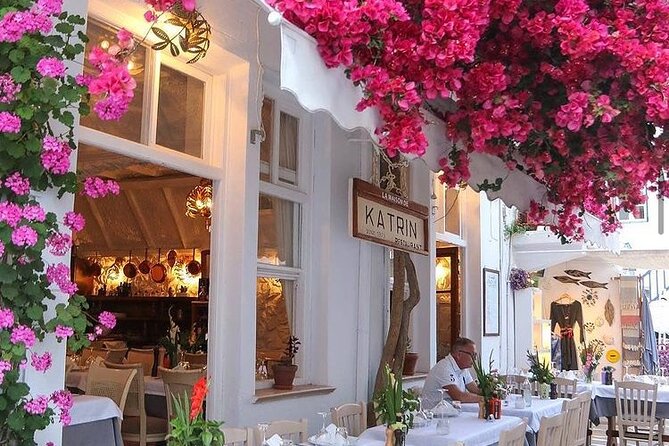 Walking Tour in Mykonos Town & Secluded Beach Picnic - Physical Requirements and Accessibility Notes