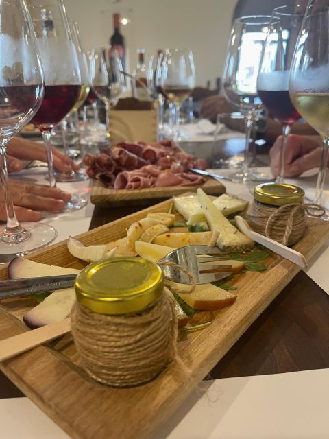 Walking tour in Naples - Tasting Naples: Coffee, Babà, and Limoncello