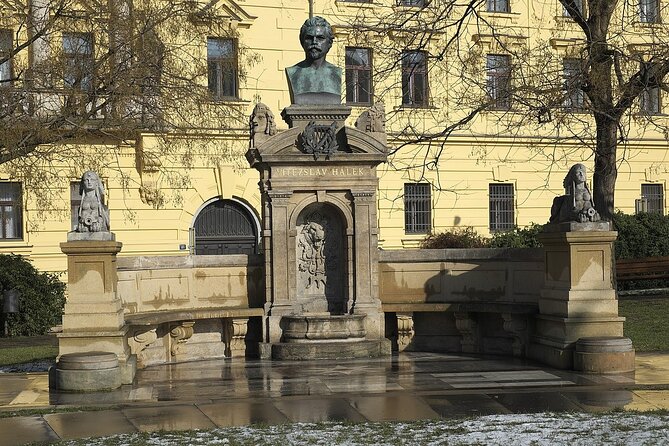 Walking Tour in New Town with Operation Anthropoid (WWII) - Honoring Jan Palach and Jan Zajic in the Context of Communist Resistance