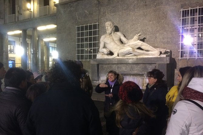 Walking Tour in small groups in English - The Sacred Shroud and Historical Piazza delle Erbe