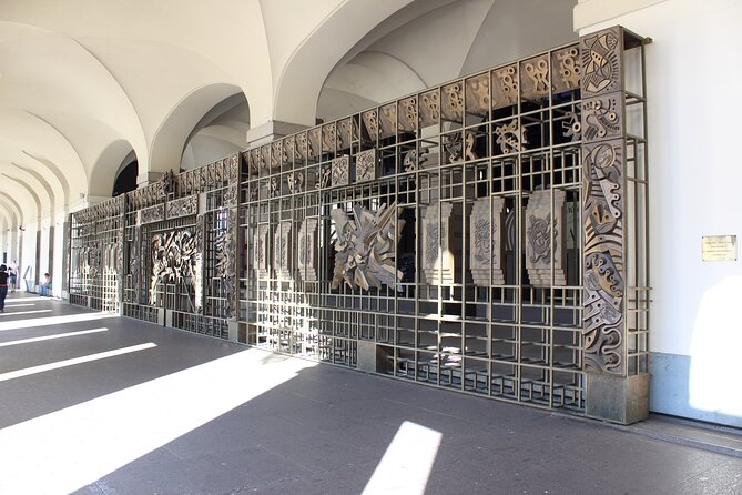 Walking Tour in small groups in English - Roman Roots and the Mole Antonelliana