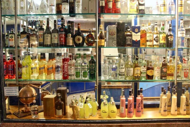 Walking Tour in Venice Rialto with Tastings and Stories - The Route: From Campo San Polo to the Rialto District