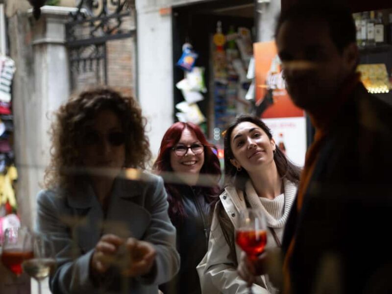 Walking Tour in Venice Rialto with Tastings and Stories - The Guide: Stories, Food, and Local Insights