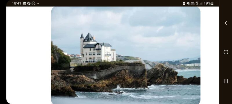 Walking Tour of Biarritz history and curiosities - Key Points