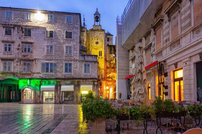 Walking tour of Diocletian's Palace in Split - The Role of the Guide: Knowledgeable and Friendly