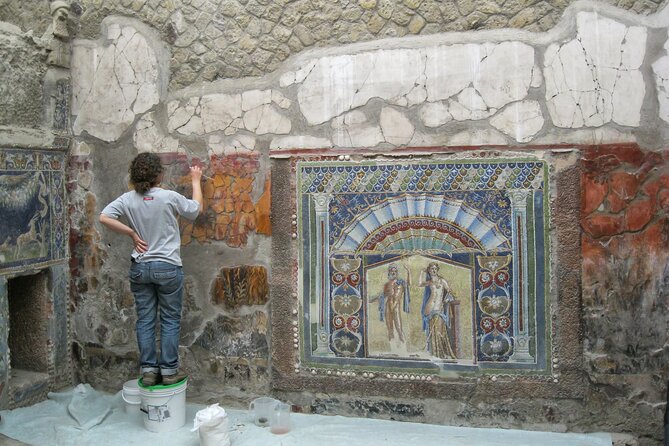 Walking Tour of Herculaneum with Local Guide - Casa dei Cervi: A Well-Preserved Roman Villa