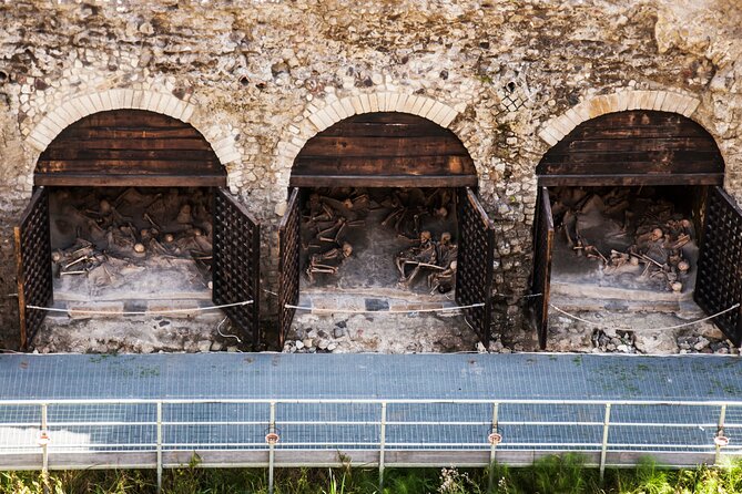 Walking Tour of Herculaneum with Local Guide - Casa del Tramezzo di Legno: Wooden Doors and Beams