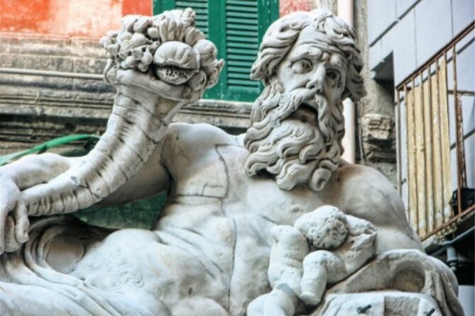 Walking Tour of Historic Naples - Navigating the Maze-Like Historic Center