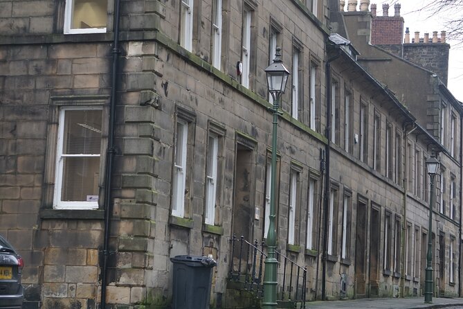 Walking tour of Lancaster - Execution Slavery Industry - Market Street: Royal Tales Across Three Centuries