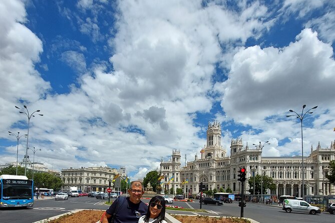Walking Tour of Madrid Moderno, Madrid de los Bourbons - The Gateway to Madrid: Puerta de Alcalá