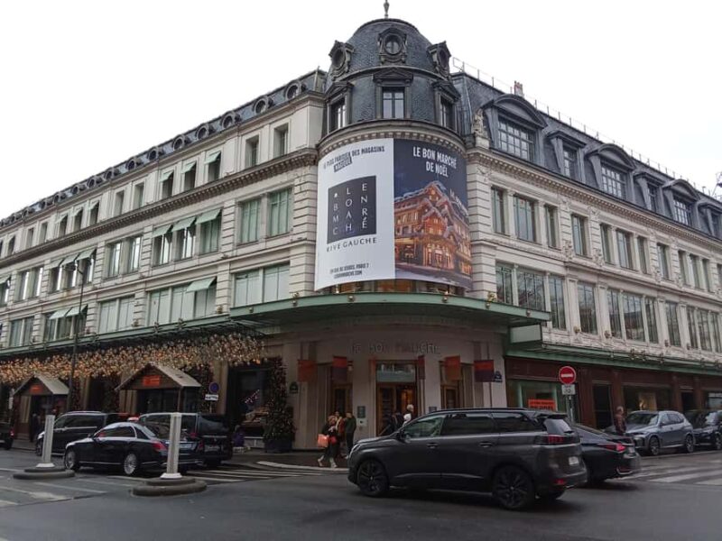 Walking Tour of Paris: Discover the Wonders of the Left Bank - Art, Books, and Theatres in the Neighborhood