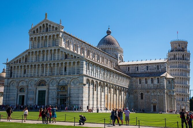 Walking Tour of Pisa: Leaning Tower & Miracle Square - Exploring the Pisa Cathedral – An Architectural Masterpiece