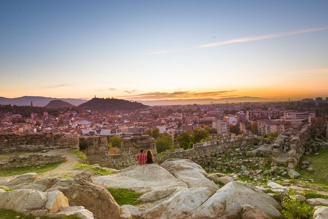 Walking tour of Plovdiv's top attractions - The Ethnographic Museum and Cultural Artifacts