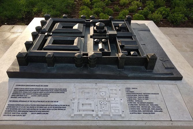 Walking tour of Split old town and craft beer tasting - The Golden Gate and the Main Entrance of the Palace