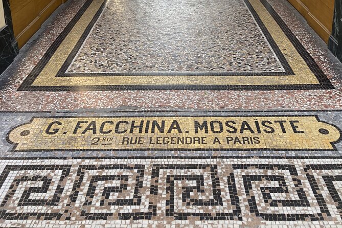 Walking tour of the Covered Passages of Paris -10 people max - Key Points