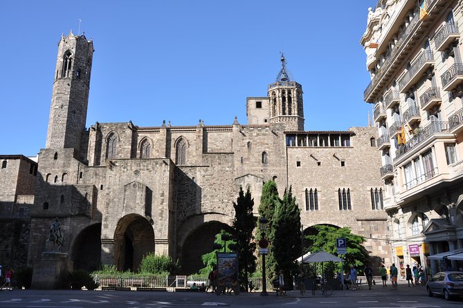 Walking tour of the Gothic Quarter of Barcelona + Cathedral - The Atmosphere of Plaça de Sant Felip Neri