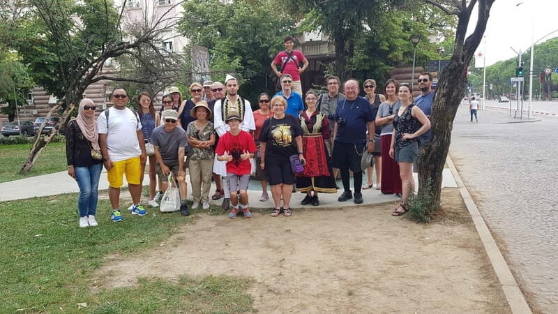 Walking tour of Tirana - Key Points