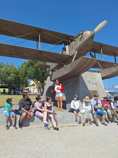 Walking Tour Small Group Belém + Jerónimos Monastery Tickets - The Outside View of Belém Tower