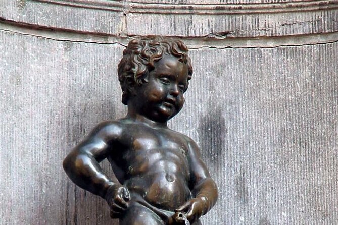 Walking Tour The Highlights Of Brussels - The Capital Of United States Of Europe - Marveling at the Royal Palace and Its Decor