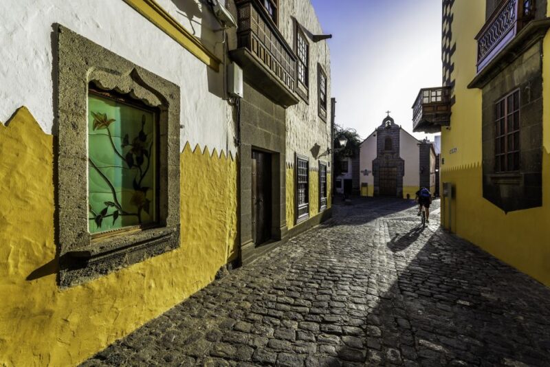 Walking tour Vegueta (old town Las Palmas) - The Charm of Vegueta’s Old Streets