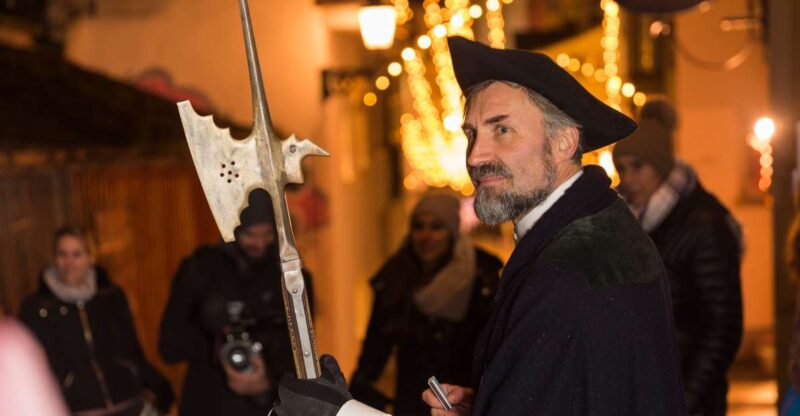 Walking Tour with the Night Watchman - The Guide’s Storytelling Style and Atmosphere