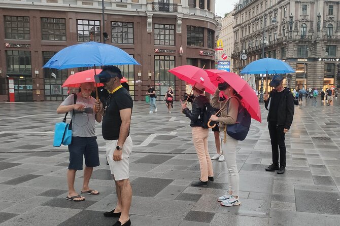 Walking Tours for Time Travelers - How the Audio Guide Complements the VR Experience