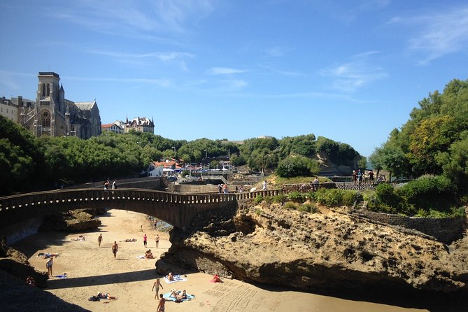 Walking tours of Biarritz - Starting Point at Esplanade des Anciens Combattants
