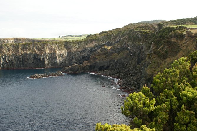 Walking Trails of Terceira - Climbing Lagoa da Serreta Volcano and Lake Inside the Crater
