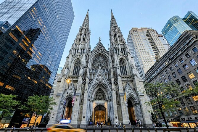 Wall Street to Chinatown: Dumplings & Taro bites walking tour - Key Points