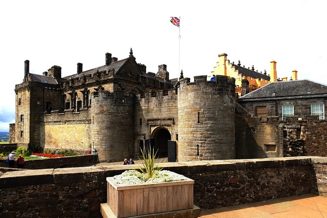 Wallace monument, Stirling Castle, Linlithgow Palace Private Tour - Key Points