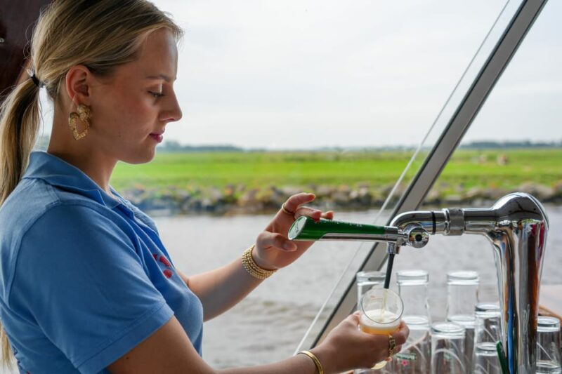 Warmond: Kagerplassen Cruise with "Tulip Experience" Ticket - Overall Value and Experience