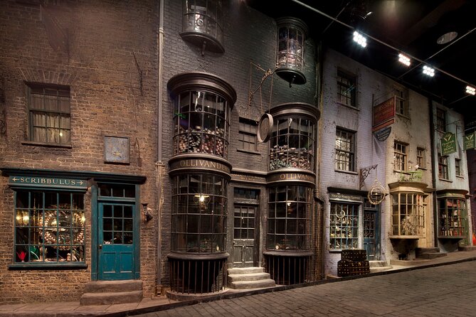 Warner Bros. Studio Tour London - The Making of Harry Potter and Oxford Day Trip - Exploring Oxford’s Historic Landmarks