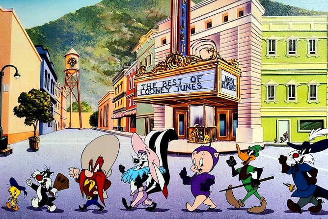 Warner Brothers Studio VIP Tour and Hollywood Highlights - Visiting the Dolby Theatre and Hollywood Sign