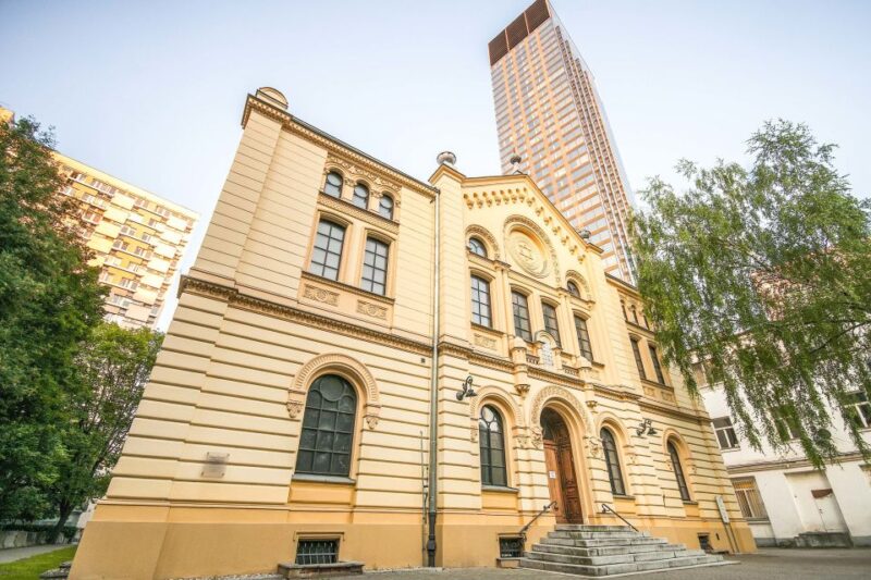 Warsaw: 2-Hour Tour of Daily Life in the Ghetto Warsaw - Exploring the Last Streets and Remains of the Ghetto Walls