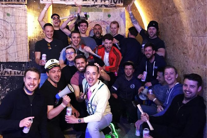 Warsaw: Axe Throwing with Hotel Transfers - Exciting Axe Throwing Adventure in Warsaw with Convenient Hotel Transfers