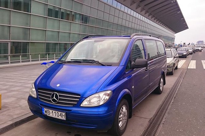 Warsaw Chopin Airport private transfer 5 to 8 passengers - Key Points