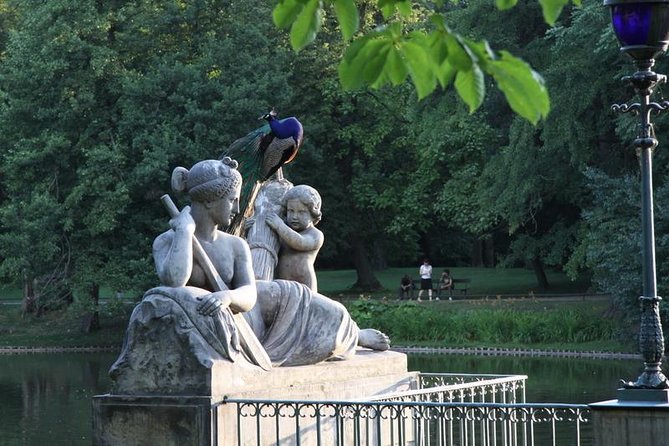 Warsaw city private tour - Walking through the Historic Old Town