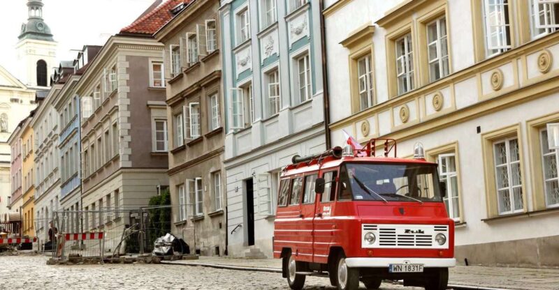 Warsaw: Classic Highlights Private Tour by Vintage Car - Key Points