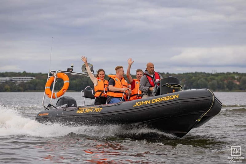 Warsaw: Explore the Vistula on Its Longest Speedboat Route - Safety and Practical Tips for the Speedboat Experience