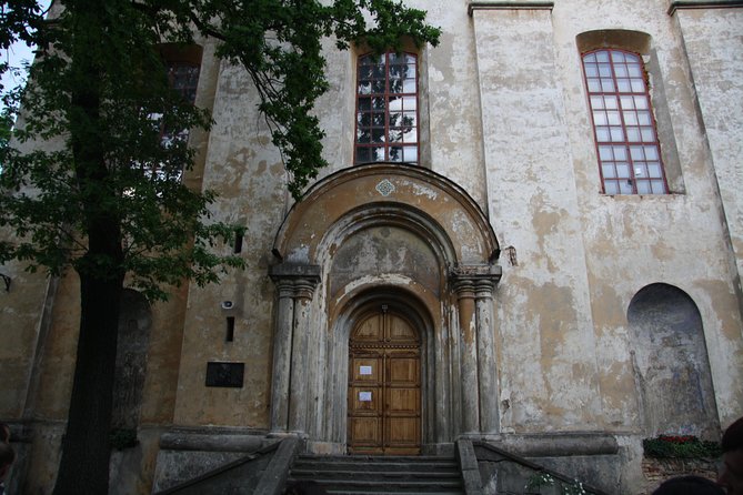 Warsaw Ghost Walking Tour - Starting Point at Sigismunds Column in Warsaw Center