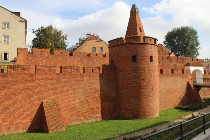 Warsaw: Highlights of Old & New Town Private Guided Tour - Explore Warsaws Historic and Modern Sides with a Private Guide
