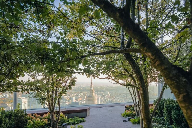 Warsaw: Highline Warsaw Entry With 360° Views & Rooftop Bar - The Experience of the 360° Observation Deck