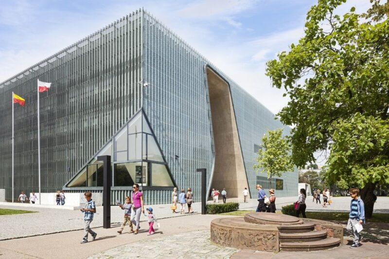 Warsaw: Jewish Heritage 4-Hour Private Tour - The Footbridge of Remembrance and Ghetto Wall Fragments