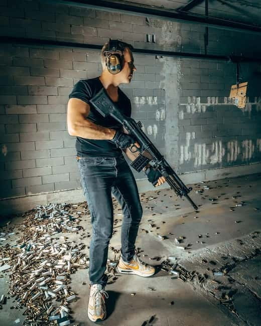 Warsaw: Machine Gun Fun - Shooting Experience - Safety and Restrictions