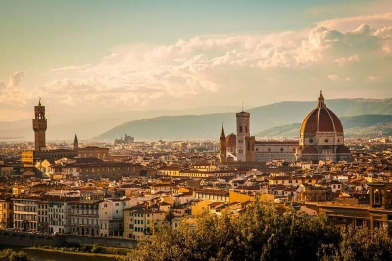 Warsaw : Must-See Walking Tour With A Guide - Why Choose This Tour Over Others?